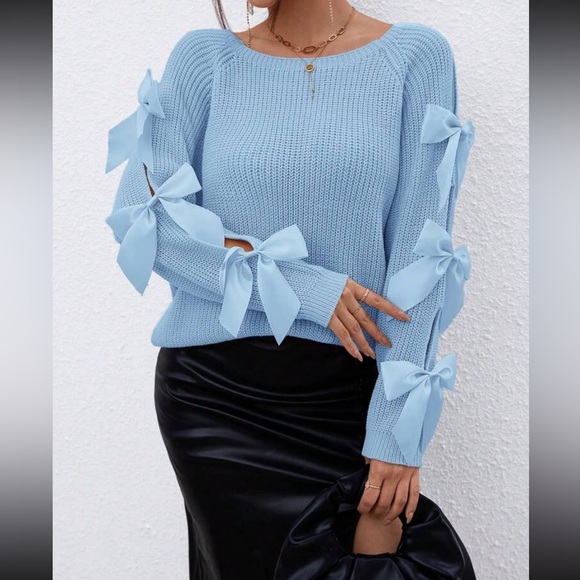 Classic Bow Cut Out Long Sleeve Sweater Top Holiday Christmas Blue - Picture 1 of 16